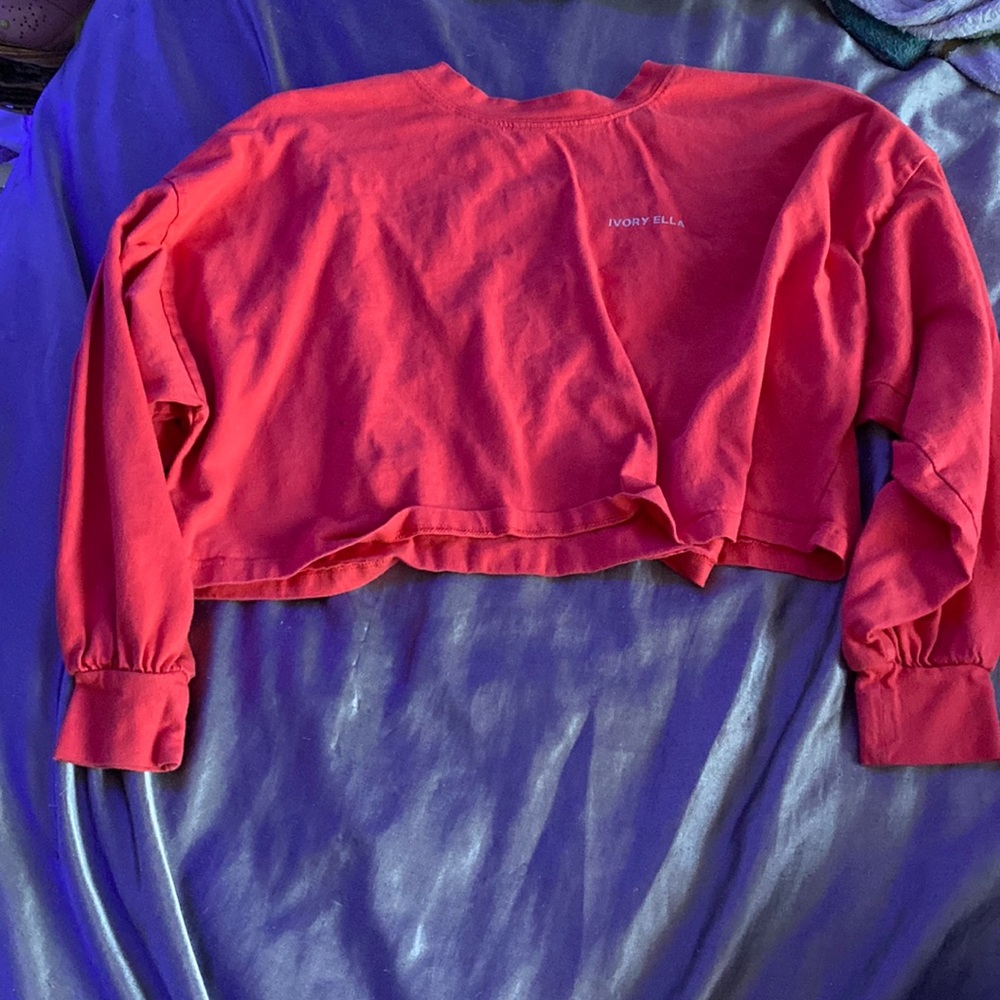 WORN ONCE- IVORY ELLA cropped long sleeve tee